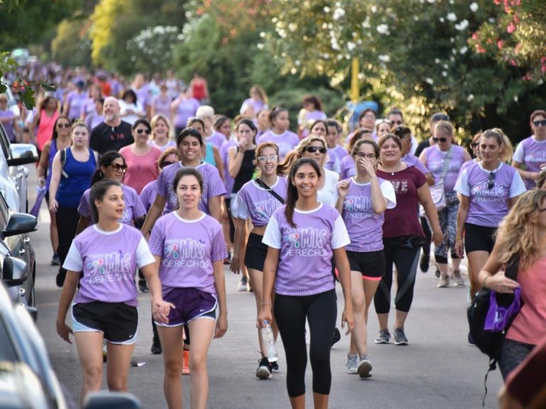 25 imágenes de la “Correcaminata de la Mujer”