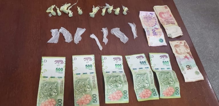 Monte Nievas: Detienen a dos personas con 10 envoltorios de marihuana en su poder