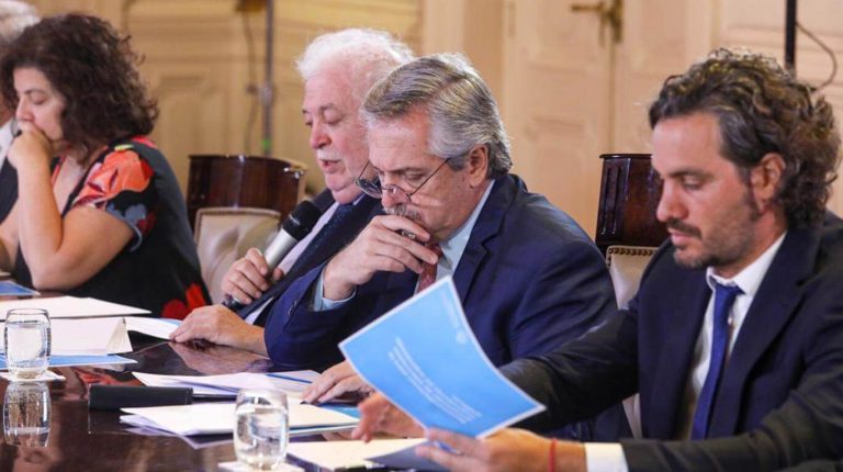 “Esta será la prueba más exigente que la Argentina haya tenido en lo que va del siglo” dijo Alberto Fernández en una carta para los argentinos
