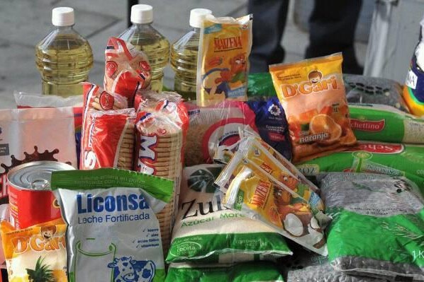 La Mesa Solidaria Pampeana recibe alimentos en las YPF para entregar a familias vulnerables: “Hay mucha necesidad, los pedidos son muchos y la gente la está pasando realmente mal”