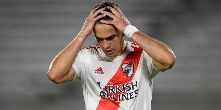 El descenso, la máxima sanción a la que se expone River si no se presenta a jugar