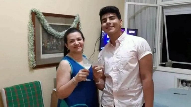 Desgarrador relato de la madre de Fernando Báez Sosa, a dos meses del asesinato de su hijo: “A veces ruego a Dios que me lleve con él”