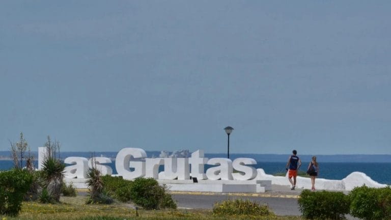 Coronavirus: cierran acceso de turistas a Las Grutas y SAO para evitar los contagios