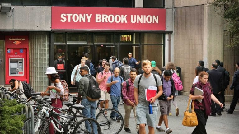 Piquense que vive en Estados Unidos contó como se protegen del Coronavirus: “Acá se suspendieron las clases presenciales, todo es online”