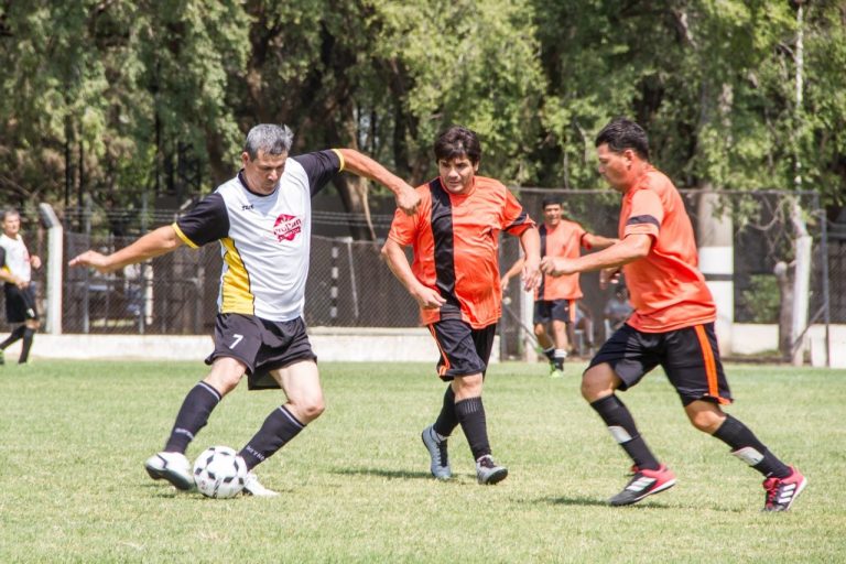 Liga de Veteranos categoria Master: All Boys y Argentino son los dos punteros