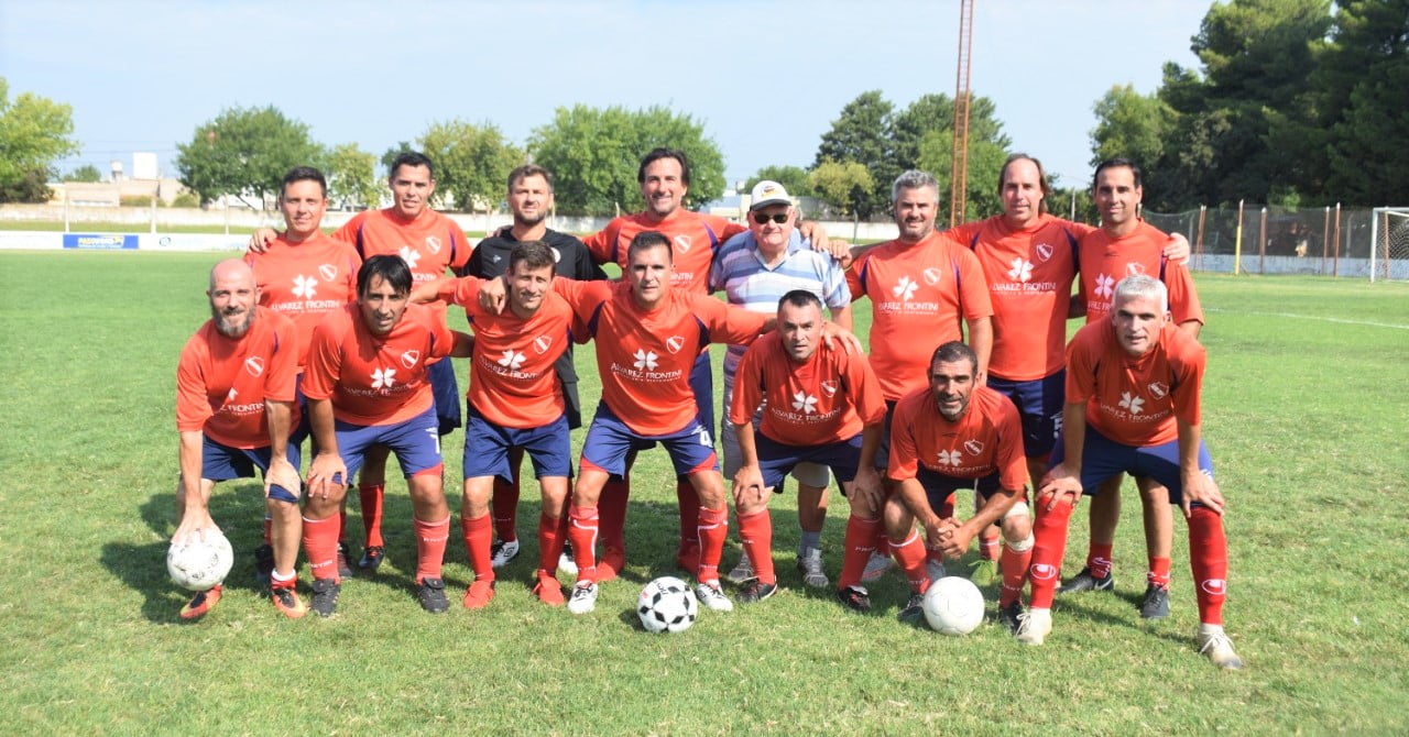 Liga de Veteranos categoría Súper Sénior: Independiente venció al campeón y aprovechó los empates