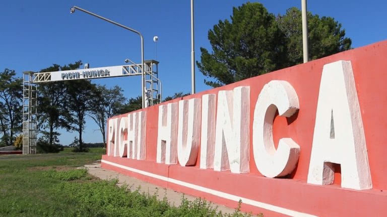 “Hay actividades que no se pueden parar”, dijo Carlos Ferrero, presidente de la Comisión de Fomento de Pichi Huinca
