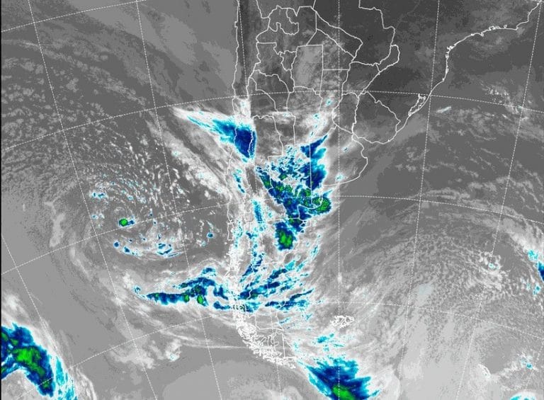 El centro y sur de La Pampa bajo alerta meteorológico por tormentas fuertes
