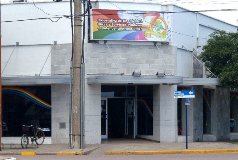 La cooperativa de Intendente Alvear cumplió 75 años y recibió el saludo de la Biblioteca Renovación