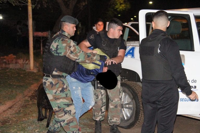 Dictaron 90 días de prisión preventiva para el hombre que amenazó a un vecino con una pistola 9 mm