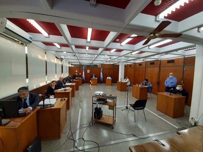 Juicio por el femicidio de Valeria Coggiola: el acusado 2 días antes le dijo a una amiga  «se me está pasando por la cabeza es ir a limpiarla»