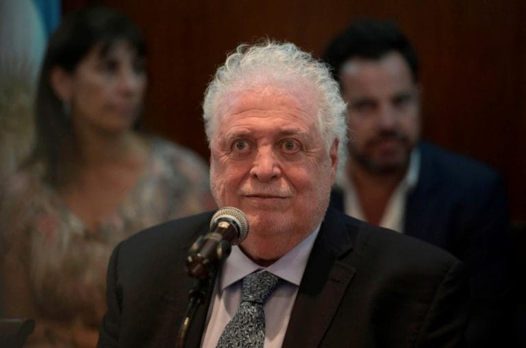 Ginés González: “La cuarentena tendrá otra forma, pero hablar de levantar es una irresponsabilidad”