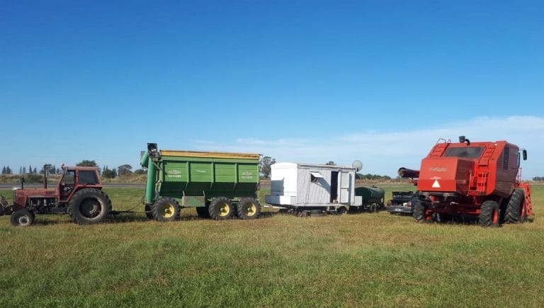 Hilario Lagos: Demoraron a un hombre y un menor que volvían de un asado y además se secuestró un convoy de maquinarias