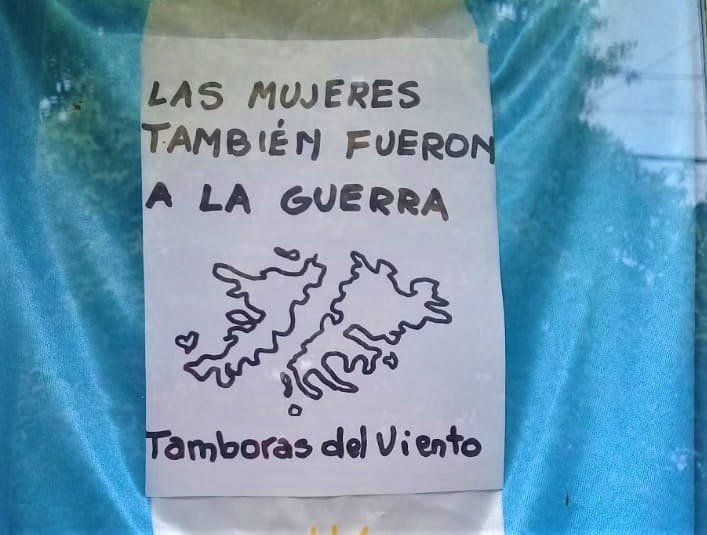 “Nunca nadie habló de ellas… nadie les creía”: Tamboras del Viento recordó a las mujeres que fueron a la Guerra de Malvinas