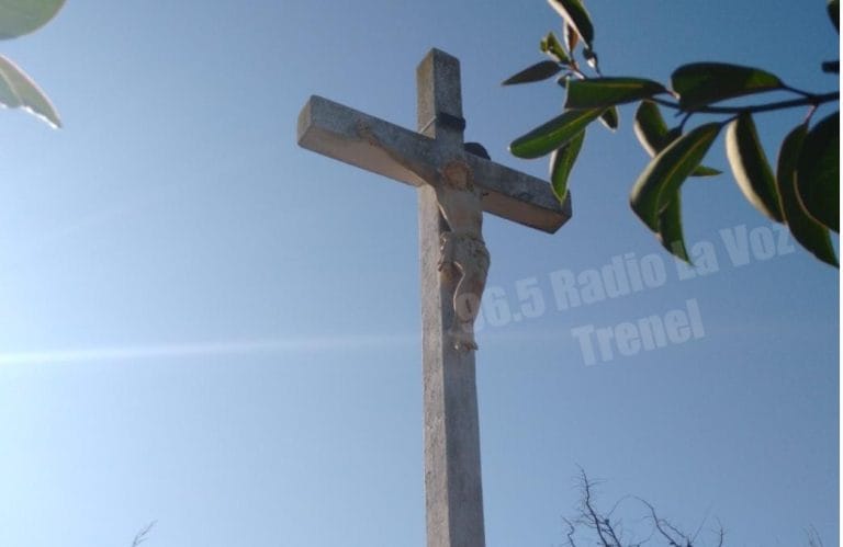 Trenel: Apareció dañado el Monumento al Cristo ubicado frente a la ex Escuela de Corral