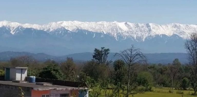 Por la baja contaminación por la cuarentena se logró ver el Himalaya por primera desde la Segunda Guerra Mundial