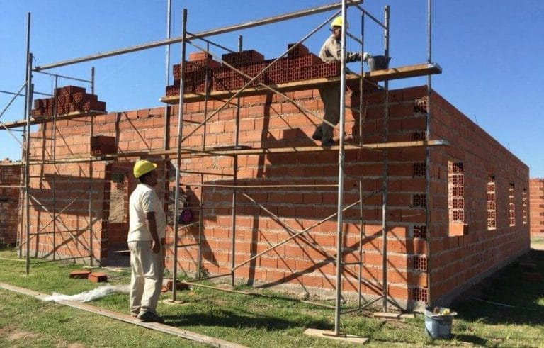 Mirá todo lo que las empresas o albañiles particulares deben saber para realizar el trámite que los habilite a trabajar