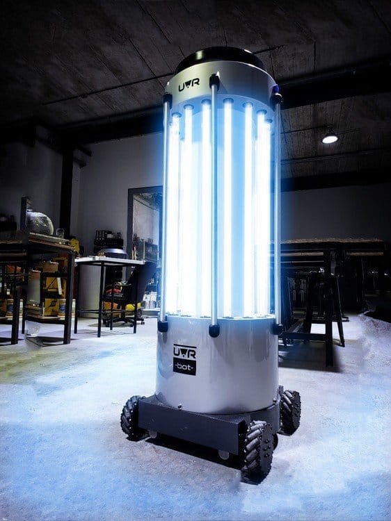 Proyecto: cómo funciona el robot que desinfecta ambientes con luz ultravioleta y fue creado por ingenieros argentinos