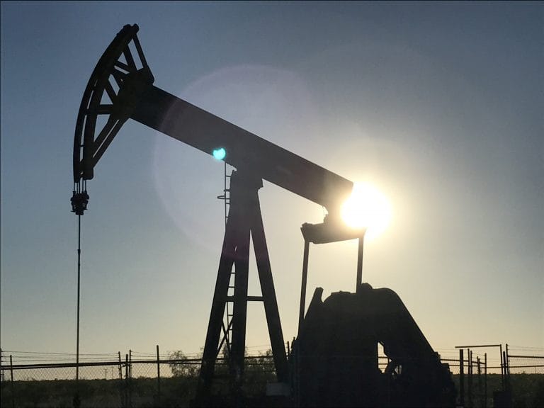 “Es la producción de petróleo la que vamos a paralizar por un día”, expresó el gobernador de Tierra del Fuego en apoyo al reclamo de Chubut