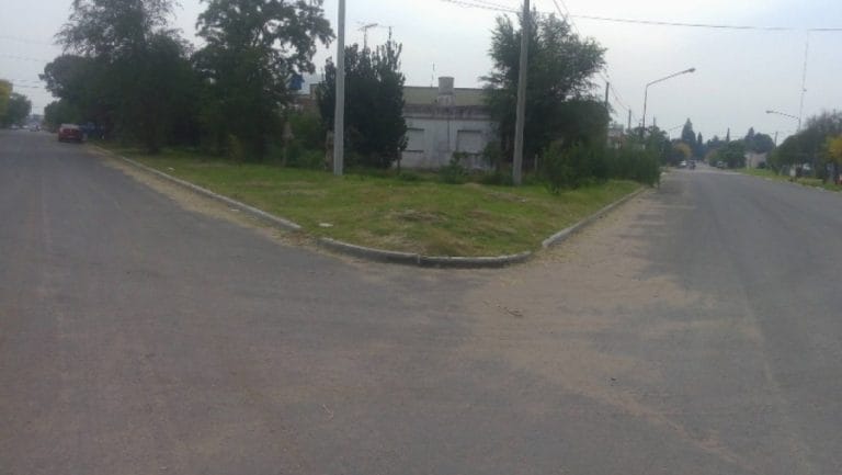 Avanzan las obras de pavimento urbano en Ingeniero Luiggi