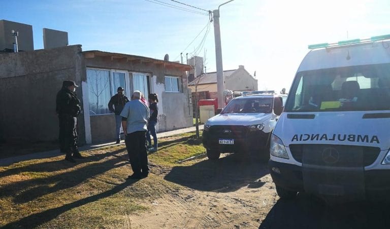 Demoraron en Victorica a un hombre que ingresó “escondido” a La Pampa desde Neuquén: Le secuestraron un auto, un arma y lo trasladaron con su familia a un hotel