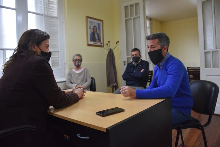 La intendenta Alonso recibió en su despacho al diputado Ardohain