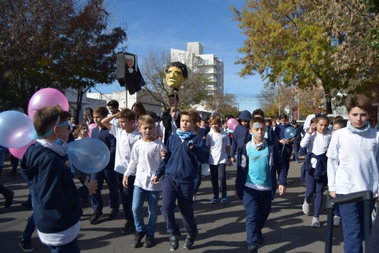 El Colegio Santa Inés celebra el Día de María Auxiliadora con una emotiva “peregrinación virtual”