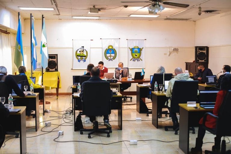 Con el eje en la “obra de las 300 cuadras”, sesionó el Concejo Deliberante y trató un amplio temario