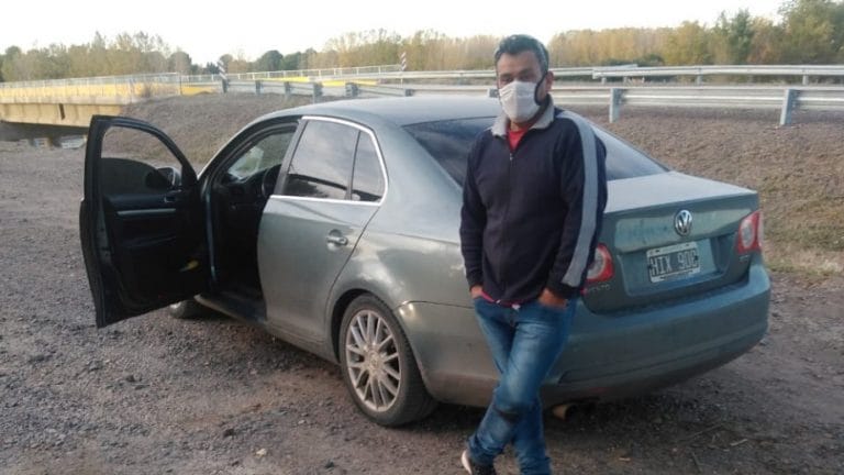 El hombre “varado” en Río Negro a tan solo tres cuadras de su casa, pudo ingresar anoche a La Pampa