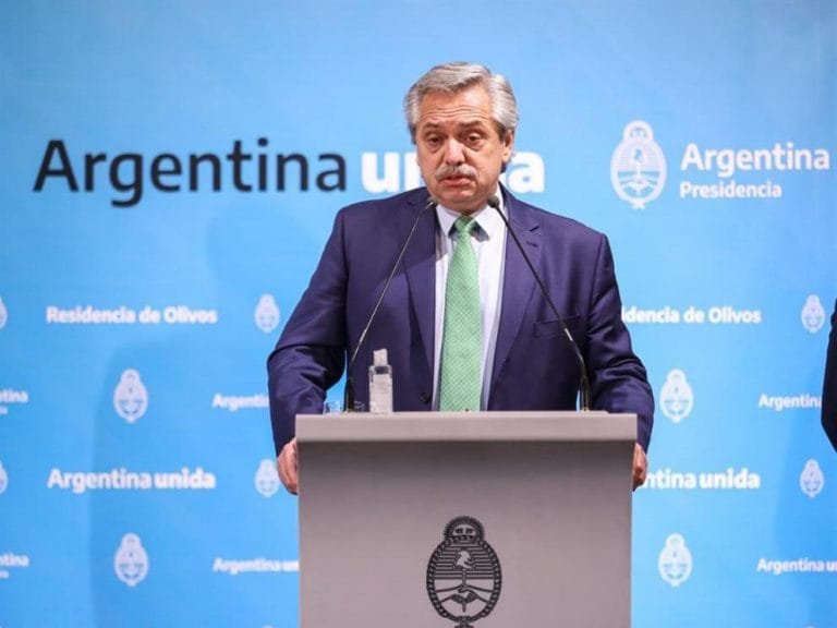 [EN VIVO] El Presidente realiza un anuncio en Casa Rosada junto al ministro de Salud