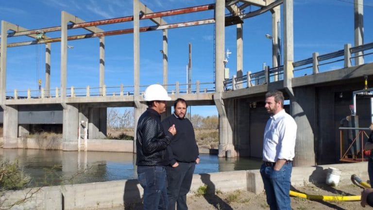 La central hidroeléctrica “Los Divisaderos” volvió a generar energía