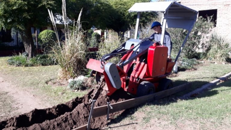 Amplian la red de agua potable en Macachín