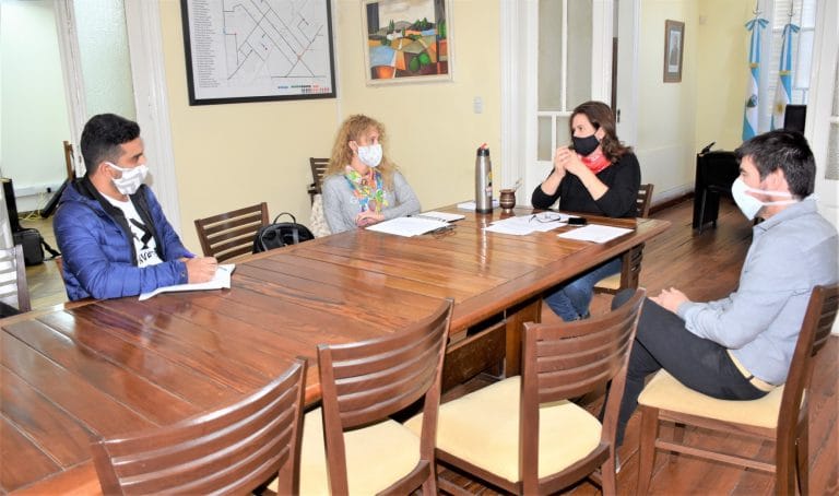 Hoteleros, Runners, Ciclistas y triatlones, solicitaron a la intendenta poder reanudar sus actividades