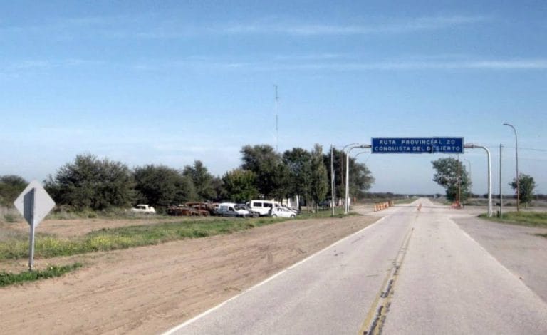 Policía de La Pampa detuvo a tres hombres, secuestró 10 kilos de cocaína y un cargamento millonario en la Ruta 20 cerca de 25 de Mayo