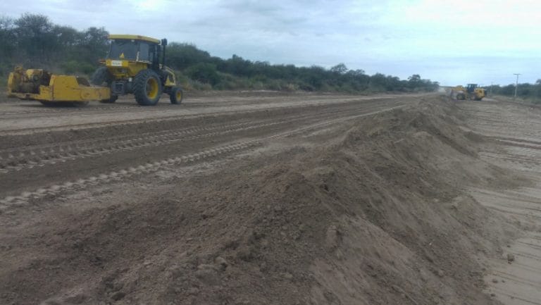 Ejecutan obras de mantenimiento en la Ruta Provincial 12