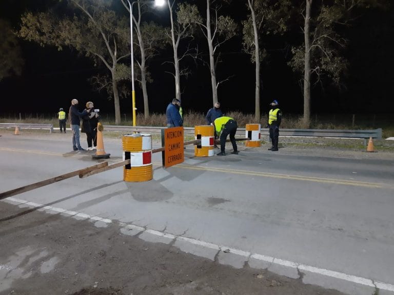 Vecinos de González Moreno reclamaron por el cierre del puesto caminero de la ruta que va hacia General Pico