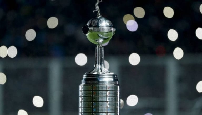 Hace un año, los hinchas de River disfrutaban la llegada de la Copa Libertadores a General Pico