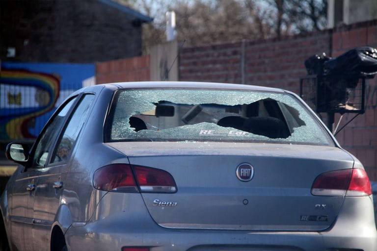 La justicia piquense señala a un joven que tenía libertad condicional como autor de los disparos a un vehículo en General Pico