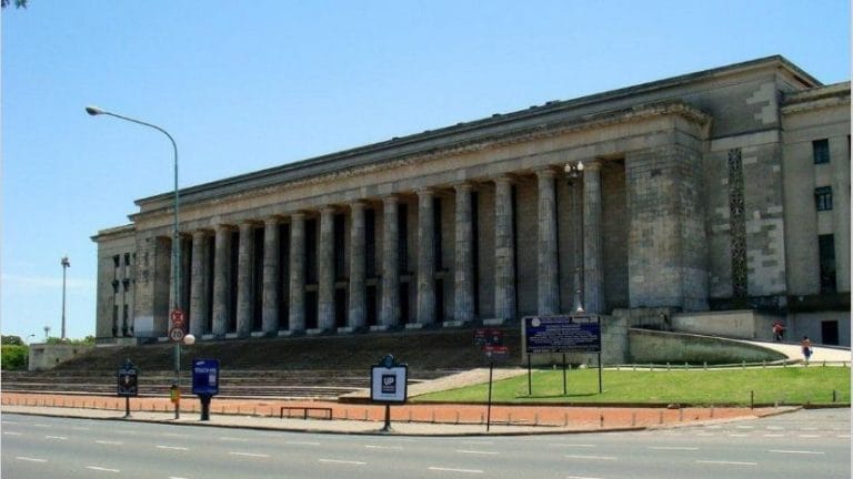 La UBA fue elegida la mejor universidad de América latina