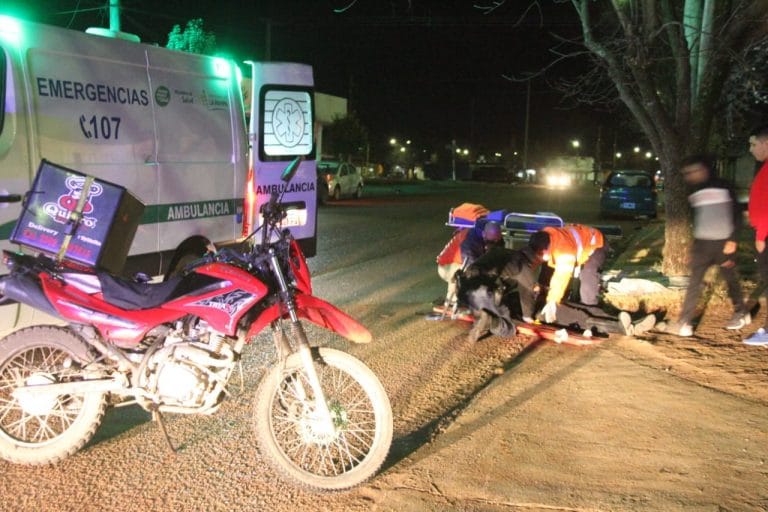 Un cadete de delivery accidentado: Fue trasladado al hospital