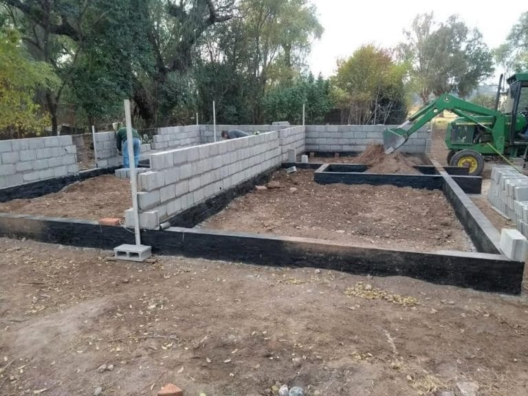 Trenel avanza en distintos proyectos relacionados con la obra pública