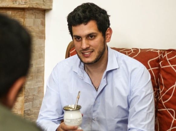 «No estoy de acuerdo con las declaraciones del presidente de mi partido», dijo el joven radical Federico Guidugli