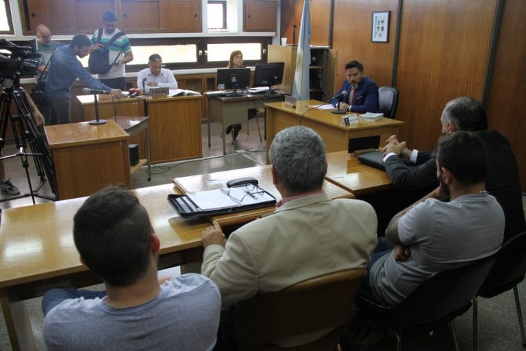 Condenaron a los prestamistas que amenazaron con mandarle «gente pesada» para cobrar al periodista piquense que se quito la vida el año pasado