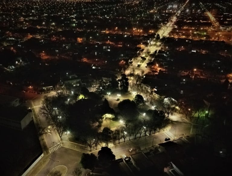 General Pico recibe 1.120 luminarias LED en el marco del Plan Estratégico de Energía para mejorar alumbrado público