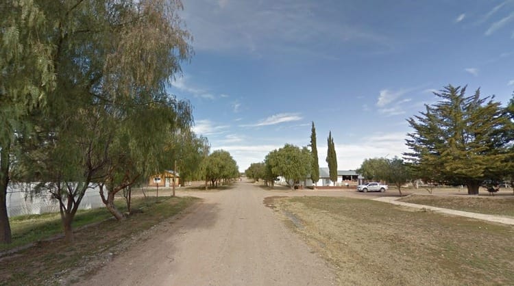 La sorprendente historia de un pueblo donde casi todo se llama Fernández y une Neuquén, La Pampa, Mendoza y Río Negro