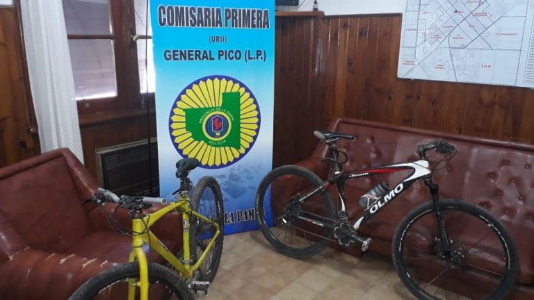 En pocas horas, personal de comisaría Primera recuperó dos bicicletas que habían sido robadas
