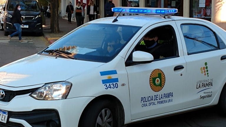 Arrebato en pleno centro: el damnificado identificó al delincuente y la policía lo detuvo
