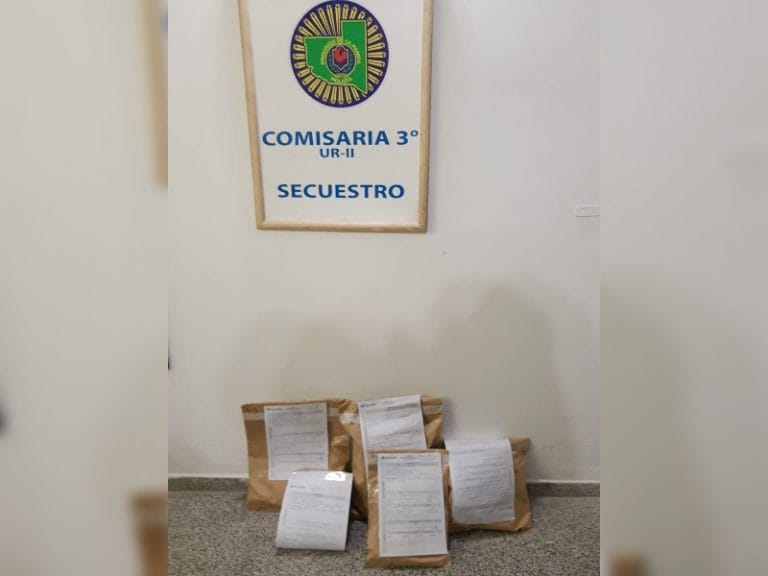 Secuestran diversas prendas de vestir que habían sido robadas días atrás: hay dos personas imputadas