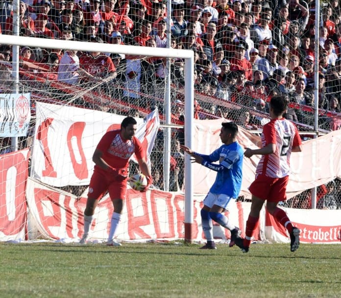 El piquense, José Luis Alcaín, dejó el arco de Huracán para transformarse en manager deportivo de la institución