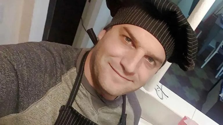 Bahía Blanca: Ezequiel es un joven laburante que se reinventó, invirtió el IFE y “en 20 días triplicó el dinero”